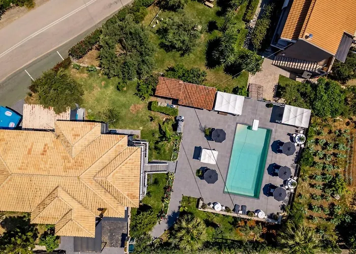 빌라 Semeli Art Kefalonia With Pool *