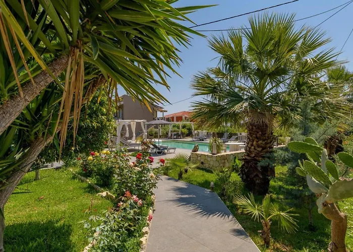 빌라 Semeli Art Kefalonia With Pool 스보로나타